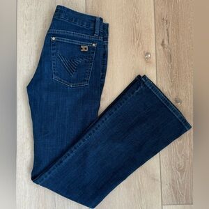 Joe’s Jeans. fit: Muse